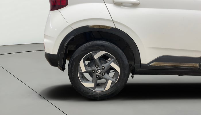 2020 Hyundai VENUE SX 1.0 TURBO, Petrol, Manual, 66,219 km, Right Rear Wheel