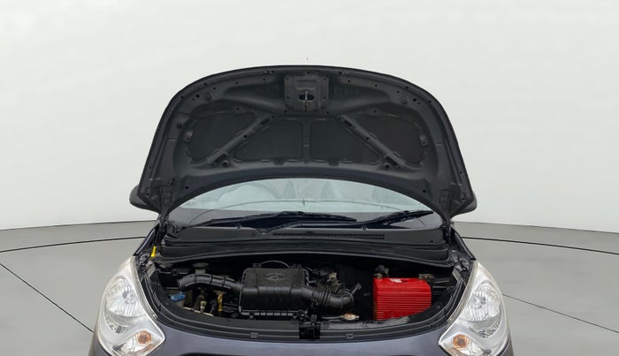 2014 Hyundai i10 SPORTZ 1.1, Petrol, Manual, 30,245 km, Open Bonet