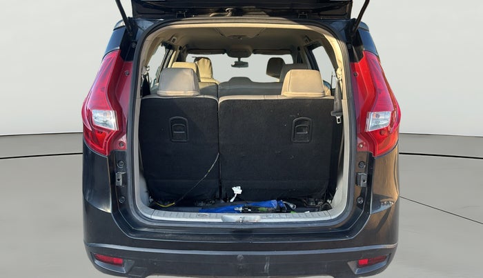 2024 Mahindra MARAZZO M2 8 STR, Diesel, Manual, 84,741 km, Boot Open Zoomed View