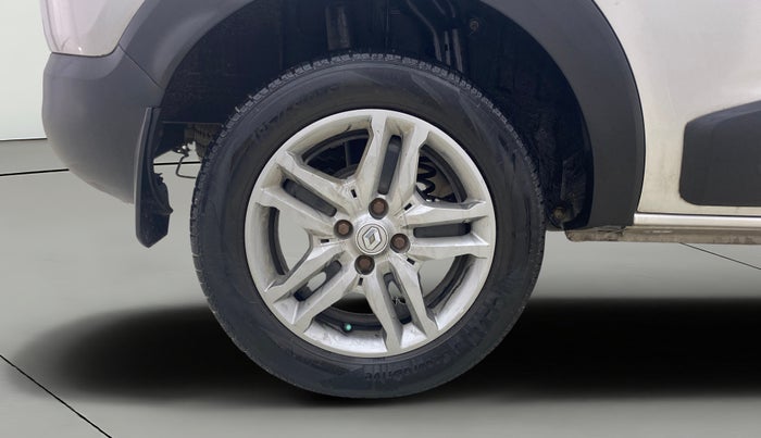 2020 Renault TRIBER RXZ, Petrol, Manual, 22,206 km, Right Rear Wheel