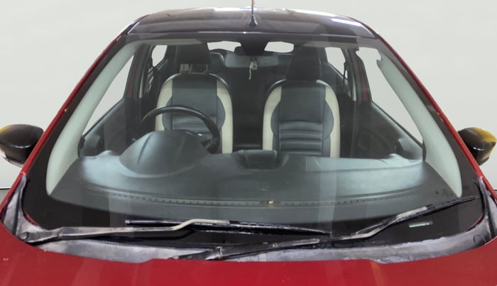 2017 Ford New Figo TITANIUM 1.2 PETROL MT, Petrol, Manual, 36,596 km, Front Windshield