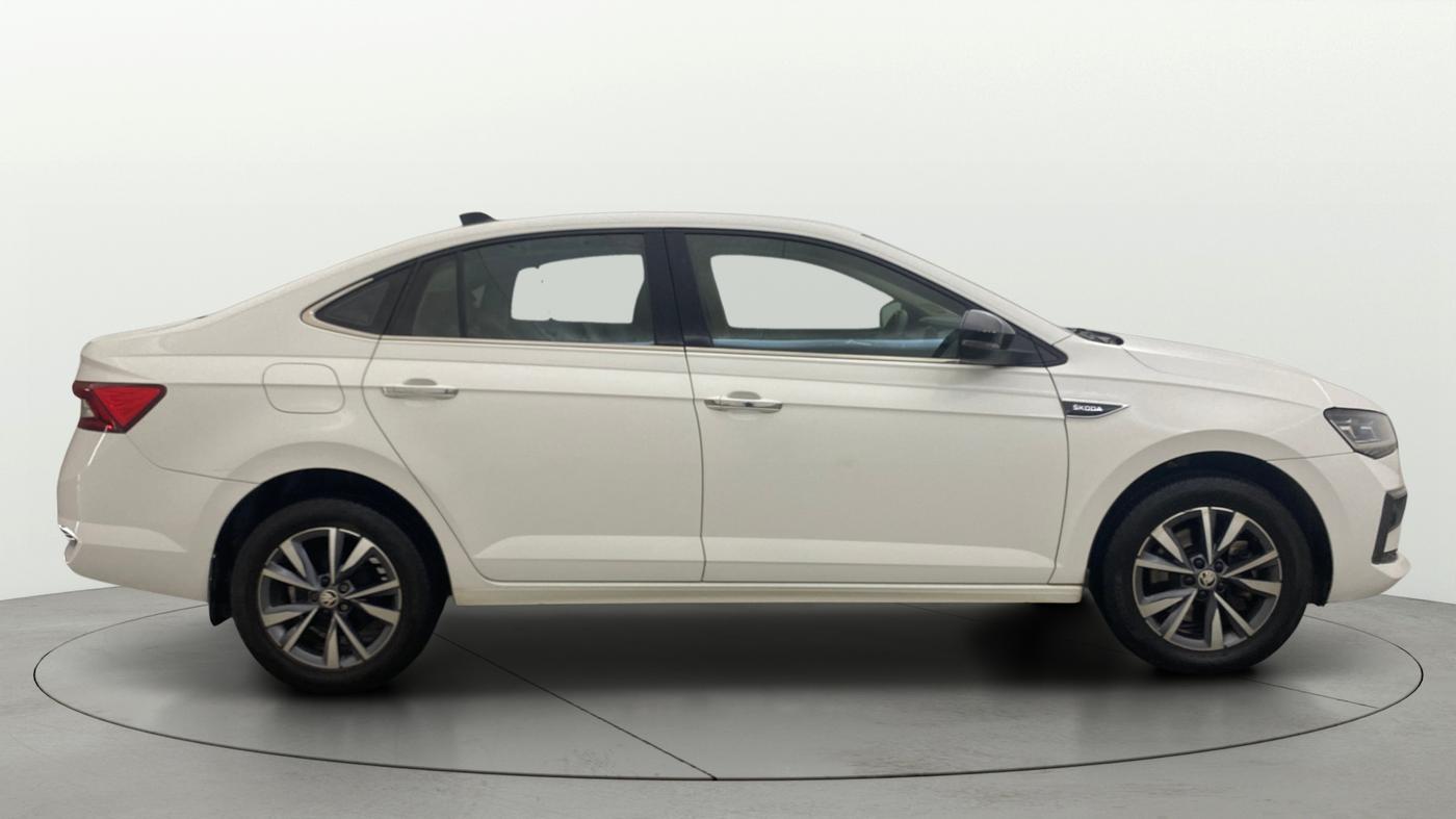 2022 Skoda SLAVIA STYLE 1.5L TSI DSG, Petrol, Automatic, 33,388 km, Right Side View