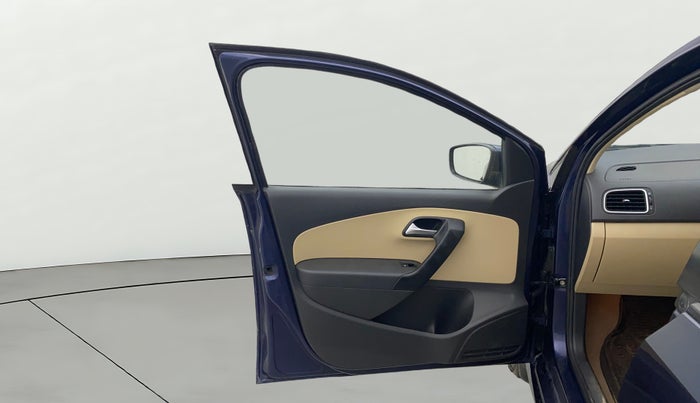 2015 Volkswagen Polo HIGHLINE1.2L, Petrol, Manual, 87,719 km, LHS Front Door