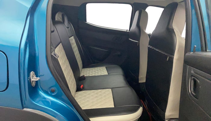 2019 Renault Kwid RXL, Petrol, Manual, 24,529 km, Right Side Rear Door Cabin