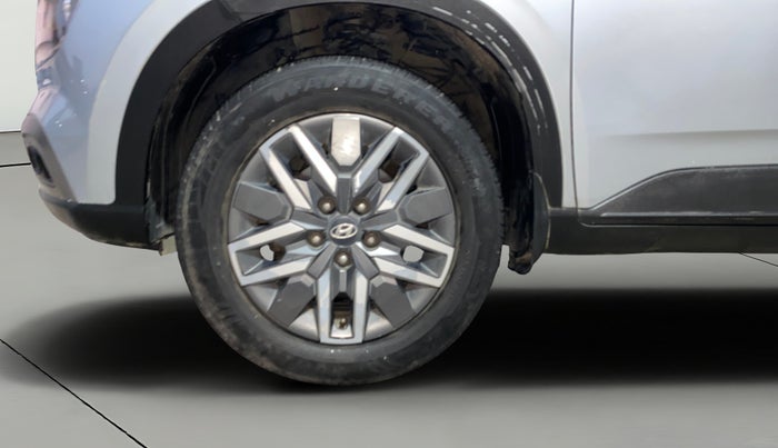 2021 Hyundai VENUE SX 1.0 TURBO, Petrol, Manual, 65,283 km, Left Front Wheel