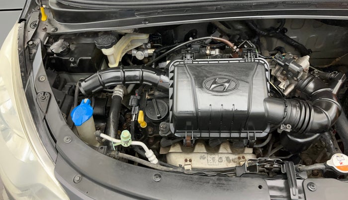 2015 Hyundai i10 SPORTZ 1.1, Petrol, Manual, 81,079 km, Engine View - Right