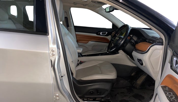 2021 Jeep Compass LIMITED (O) 1.4 PETROL AT, Petrol, Automatic, 62,540 km, Right Side Front Door Cabin