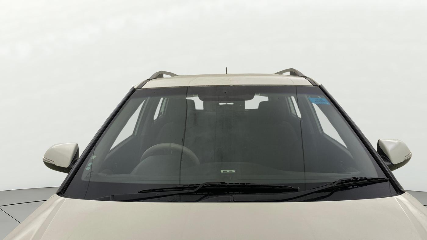2015 Hyundai Creta SX PLUS 1.6 PETROL, Petrol, Manual, 51,247 km, Front Windshield