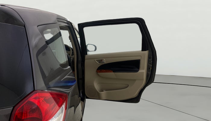 2016 Maruti Ertiga VXI AT, Petrol, Automatic, 81,140 km, RHS Rear Door