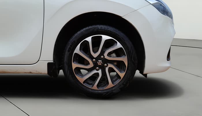 2023 Maruti Baleno ALPHA 1.2 AGS, Petrol, Automatic, 65,327 km, Right Front Wheel
