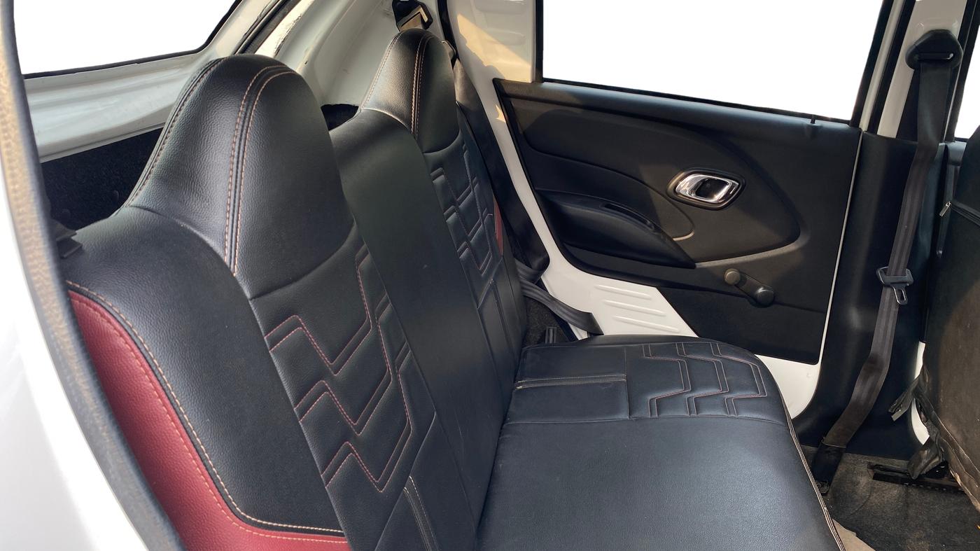 2018 Datsun Redi Go T(O) 1.0L LIMITED EDITION, Petrol, Manual, 97,592 km, Right Side Rear Door Cabin