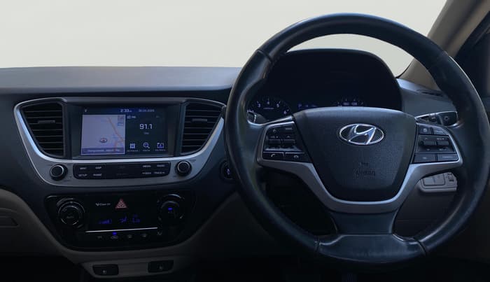 2018 Hyundai Verna 1.6 VTVT SX (O) AT, Petrol, Automatic, 71,791 km, Steering Wheel Close Up