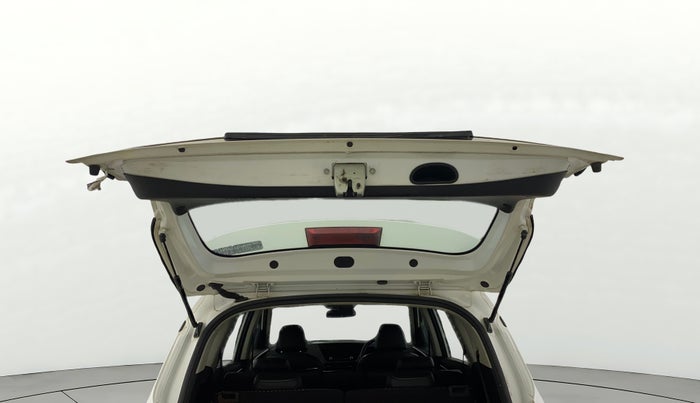 2023 KIA CARENS PRESTIGE 1.5 DIESEL IMT 7 STR, Diesel, Manual, 1,02,184 km, Boot Door Open