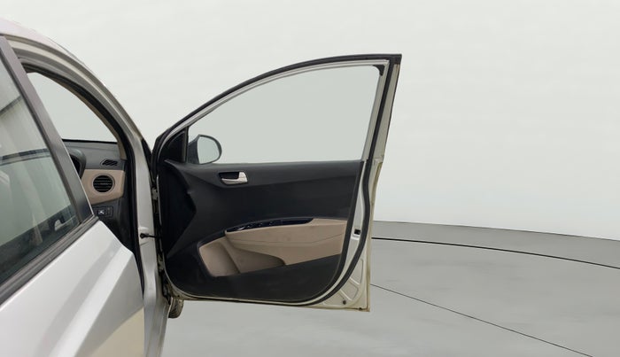 2015 Hyundai Xcent S 1.2, CNG, Manual, 69,310 km, RHS Front Door