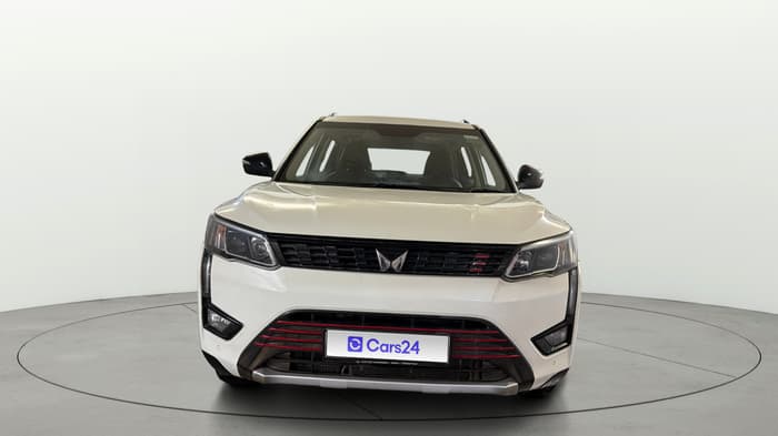 2022 Mahindra XUV300 W8 (O) 1.2 PETROL, Petrol, Manual, 60,427 km, Front