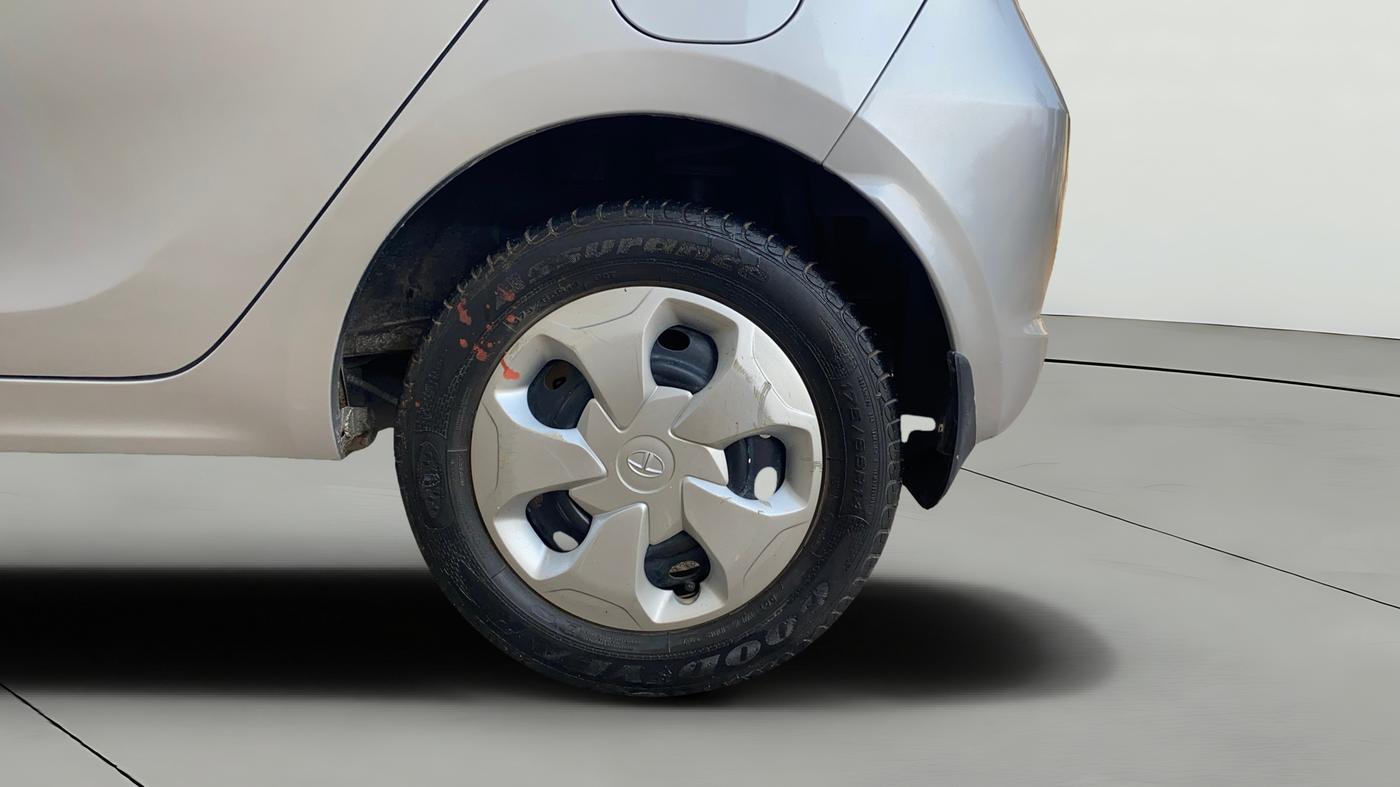 2018 Tata Tiago XT PETROL, Petrol, Manual, 38,109 km, Left Rear Wheel