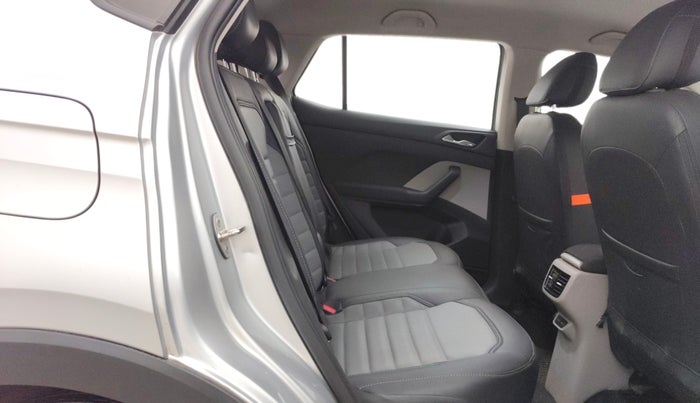 2021 Skoda KUSHAQ AMBITION 1.0L TSI MT, Petrol, Manual, 43,872 km, Right Side Rear Door Cabin