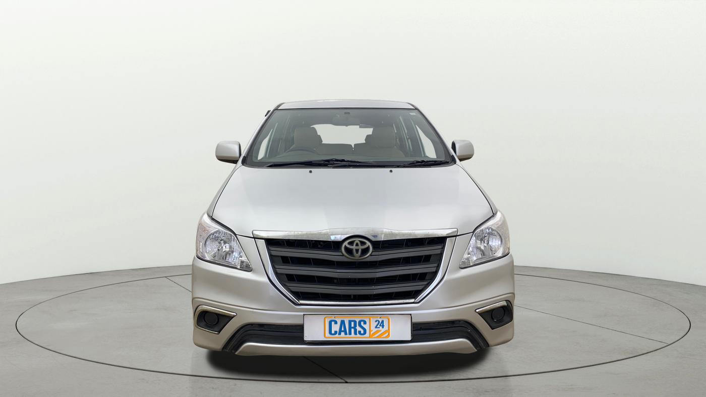 2014 Toyota Innova 2.5 GX 8 STR, Diesel, Manual, 73,985 km, Front