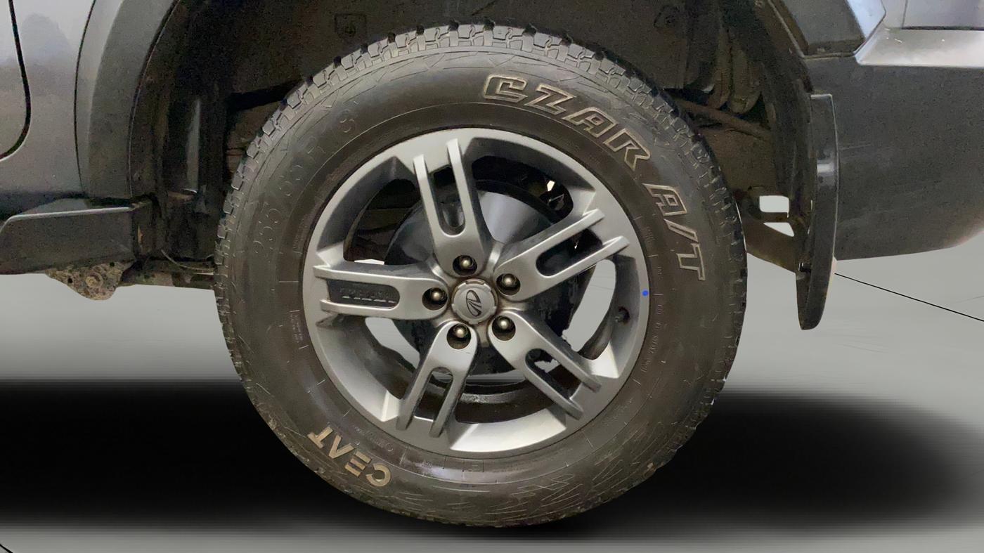 2022 Mahindra Thar LX HT PETROL 4WD MT, Petrol, Manual, 27,690 km, Left Rear Wheel