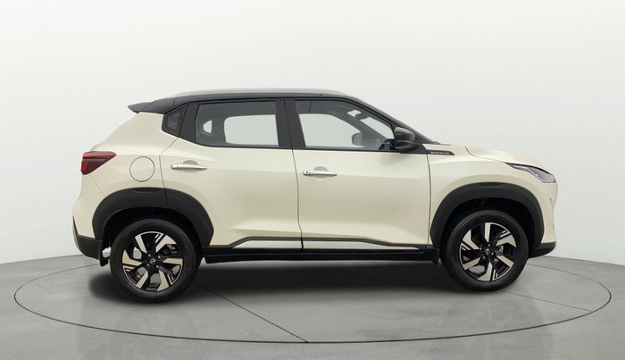 2024 Nissan MAGNITE N-Connecta B4D 1.0 Petrol MT Dual Tone, Petrol, Manual, 3,297 km, Right Side View