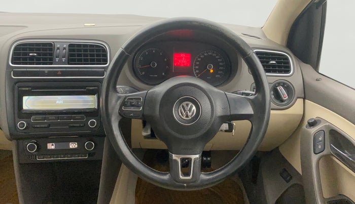 2012 Volkswagen Vento HIGHLINE 1.6 MPI, Petrol, Manual, 1,07,051 km, Steering Wheel Close Up