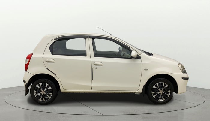 2015 Toyota Etios Liva G, Petrol, Manual, 91,842 km, Right Side View