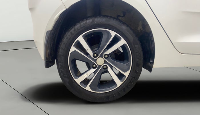 2023 Tata ALTROZ  XZ Plus (O) (S), Petrol, Manual, 11,697 km, Right Rear Wheel