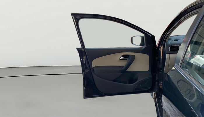 2014 Volkswagen Polo HIGHLINE1.2L, Petrol, Manual, 44,090 km, LHS Front Door