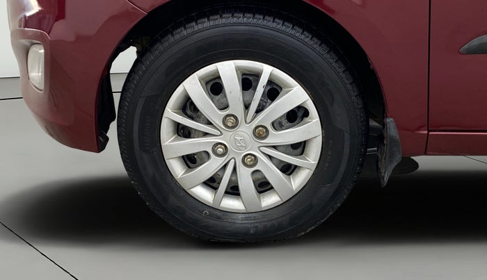 2014 Hyundai i10 SPORTZ 1.1, Petrol, Manual, 23,360 km, Left Front Wheel