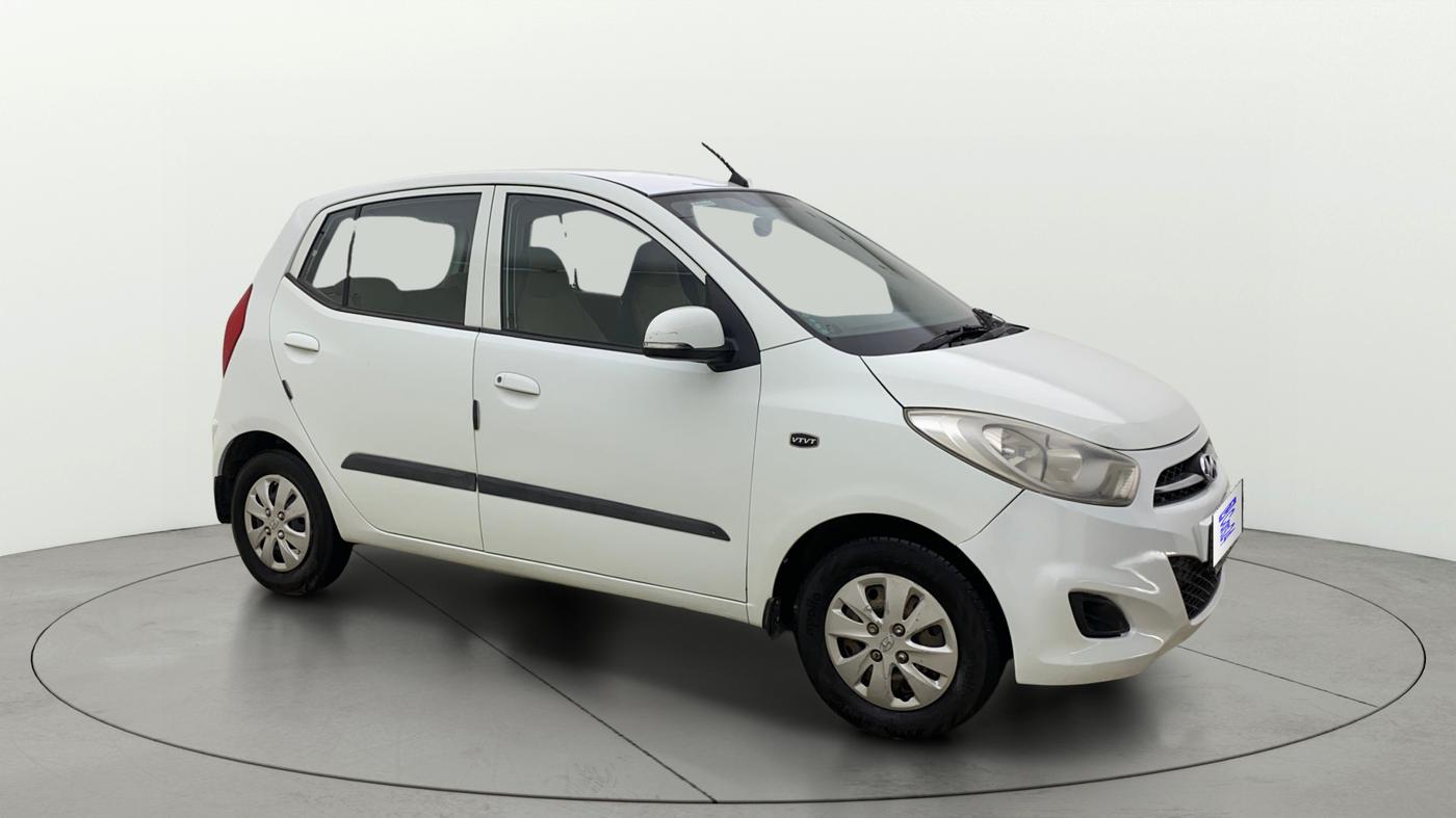2013 Hyundai i10 SPORTZ 1.2 AT, CNG, Automatic, 60,937 km, Right Front Diagonal