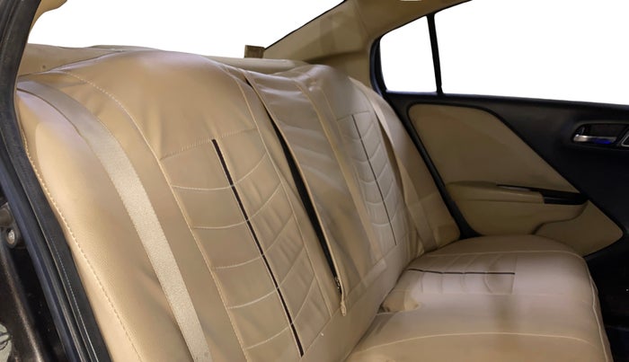 2020 Honda City 1.5L I-VTEC VX CVT, Petrol, Automatic, 89,810 km, Right Side Rear Door Cabin