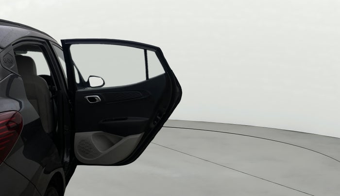 2024 Hyundai GRAND I10 NIOS ASTA AMT 1.2 KAPPA VTVT, Petrol, Automatic, 12,132 km, RHS Rear Door