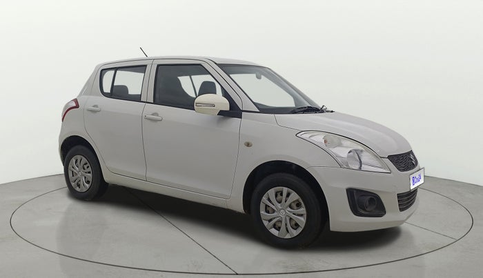 2015 Maruti Swift LXI (O), Petrol, Manual, 32,701 km, Right Front Diagonal