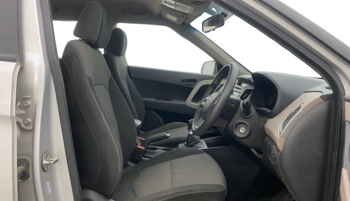 2017 Hyundai Creta E PLUS 1.6 PETROL, Petrol, Manual, 94,385 km, Right Side Front Door Cabin