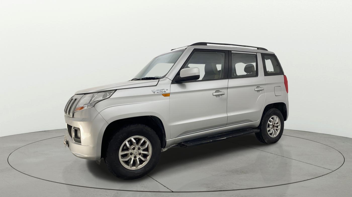 2018 Mahindra TUV300 T8, Diesel, Manual, 49,539 km, Left Front Diagonal