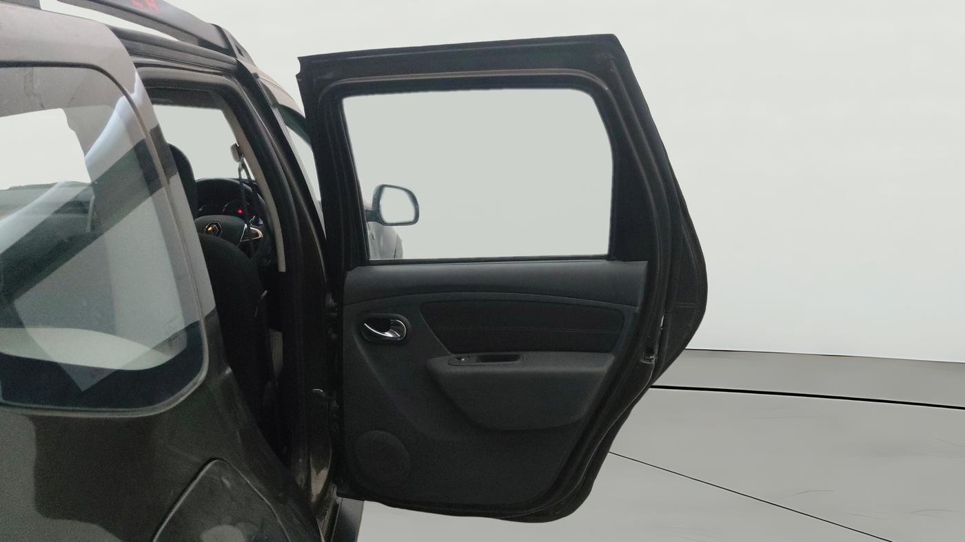 2021 Renault Duster RXS 1.3 TURBO PETROL MT, Petrol, Manual, 25,708 km, RHS Rear Door