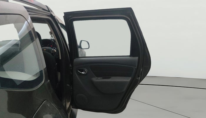 2021 Renault Duster RXS 1.3 TURBO PETROL MT, Petrol, Manual, 25,708 km, RHS Rear Door