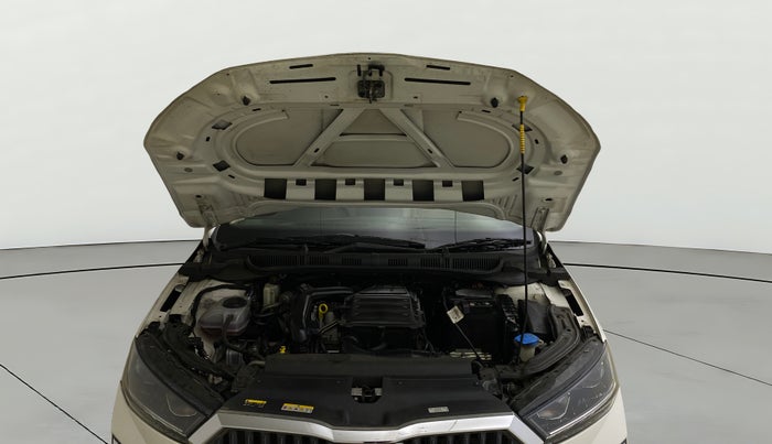 2022 Skoda SLAVIA STYLE 1.0L TSI MT, Petrol, Manual, 46,726 km, Open Bonet