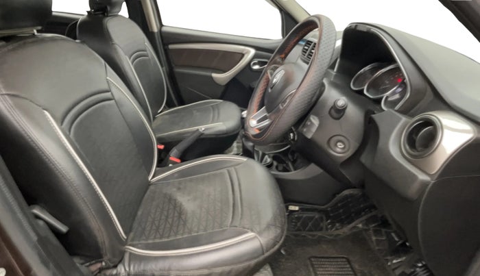 2021 Renault Duster RXZ 1.5 PETROL MT, Petrol, Manual, 38,800 km, Right Side Front Door Cabin