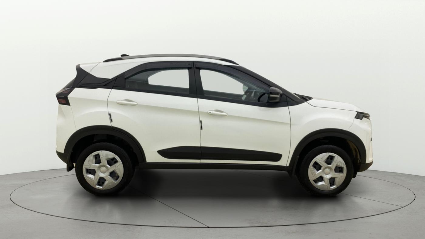 2025 Tata NEXON Pure Plus 1.2 iCNG 6MT, CNG, Manual, 4,881 km, Right Side View