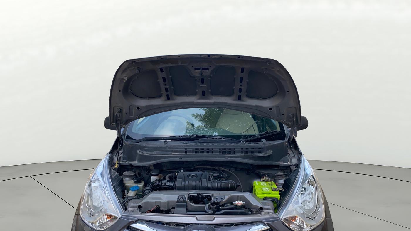 2014 Hyundai Eon ERA +, Petrol, Manual, 1,05,008 km, Open Bonet