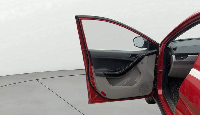 2019 Tata NEXON XM PETROL, CNG, Manual, 59,707 km, LHS Front Door