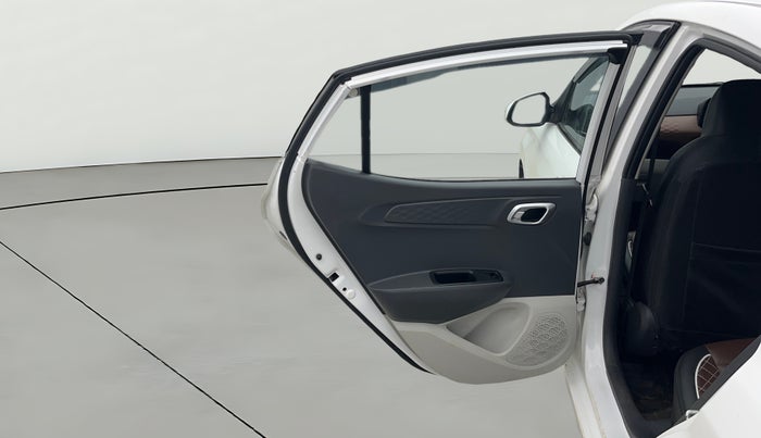 2023 Hyundai AURA SX 1.2 CNG, CNG, Manual, 12,690 km, LHS Rear Door