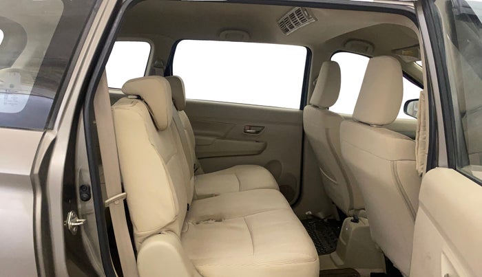 2019 Maruti Ertiga VXI SHVS, Petrol, Manual, 81,103 km, Right Side Rear Door Cabin