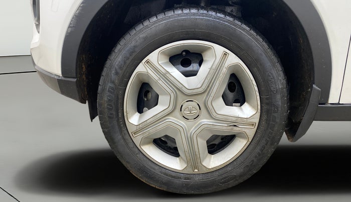 2021 Tata NEXON XM SUNROOF PETROL, Petrol, Manual, 57,668 km, Left Front Wheel