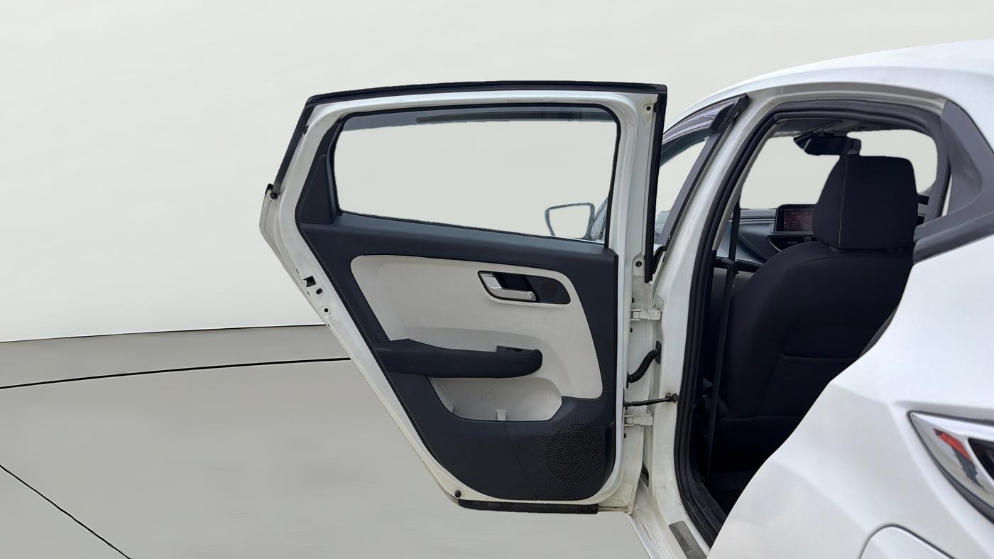 2023 Tata ALTROZ XZ PLUS SUNROOF CNG, CNG, Manual, 81,056 km, LHS Rear Door