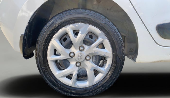 2017 Hyundai Grand i10 SPORTZ 1.2 KAPPA VTVT, Petrol, Manual, 80,359 km, Right Rear Wheel