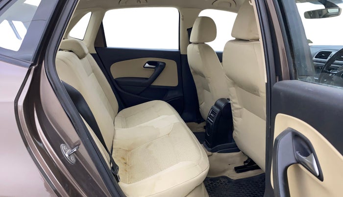 2016 Volkswagen Ameo HIGHLINE DSG 1.5 DIESEL , Diesel, Automatic, 1,06,980 km, Right Side Rear Door Cabin