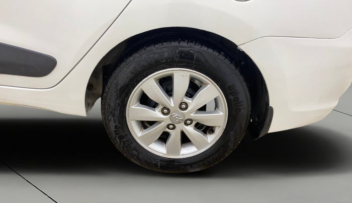 2016 Hyundai Xcent SX 1.2, CNG, Manual, 1,05,179 km, Left Rear Wheel