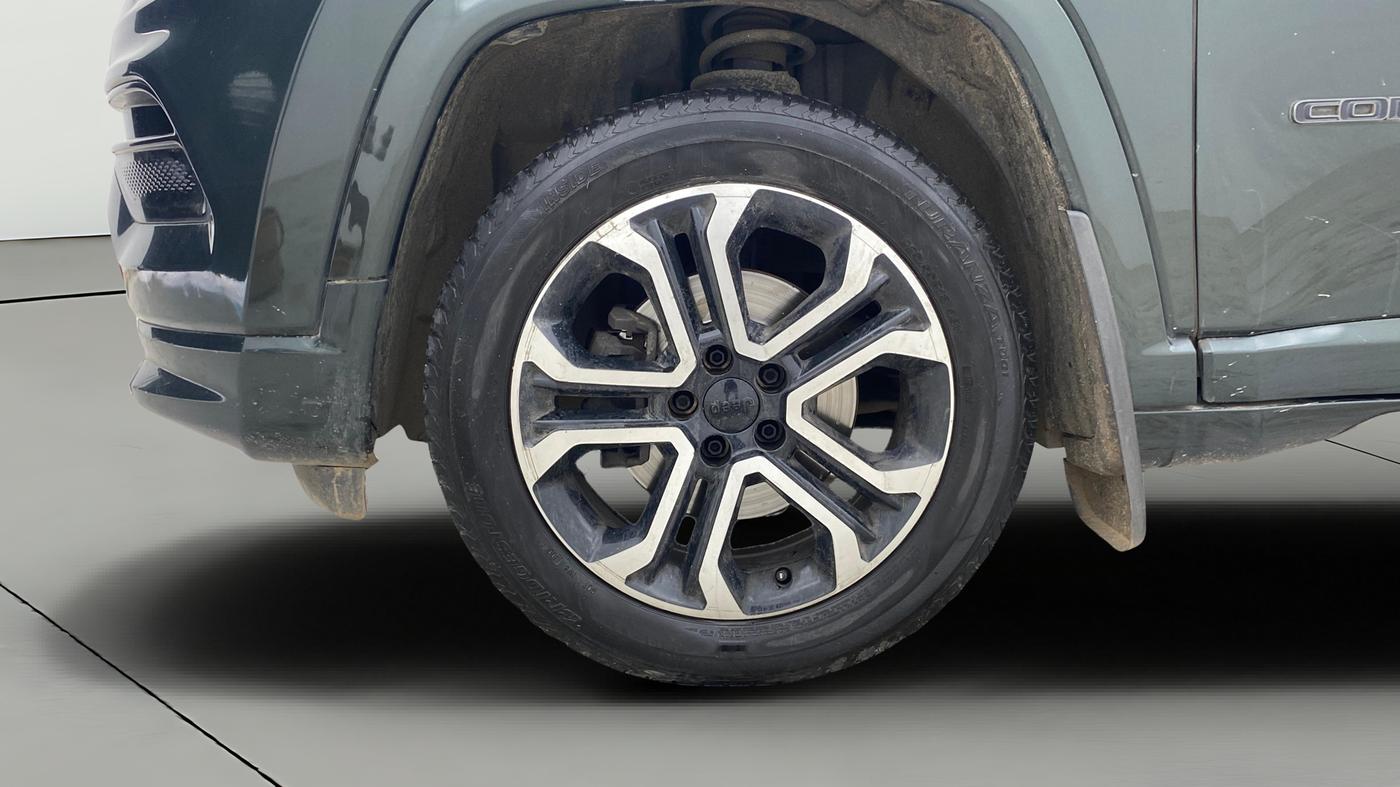 2022 Jeep Compass MODEL S (O) DIESEL 4X4 AT, Diesel, Automatic, 62,878 km, Left Front Wheel